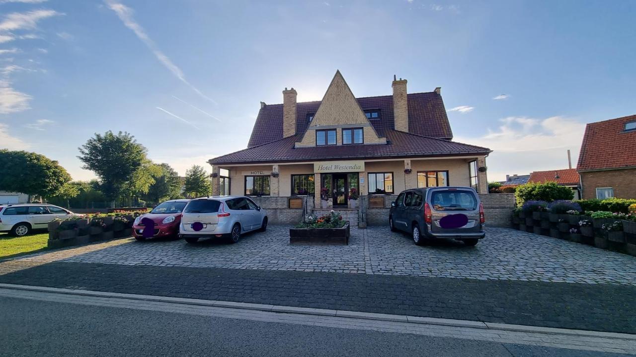 Westendia And Free Parking Breakfast Hotel Westende